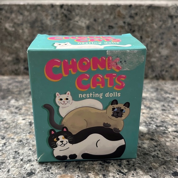 Running Press Other - NWOT- Chonk Cats Nesting Dolls